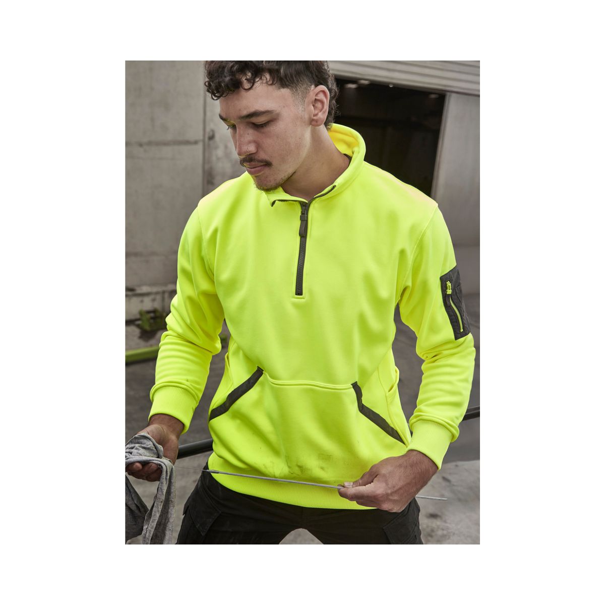 Syzmik Unisex Streetworx Water Resistant 1/4 Zip Pullover ZT665