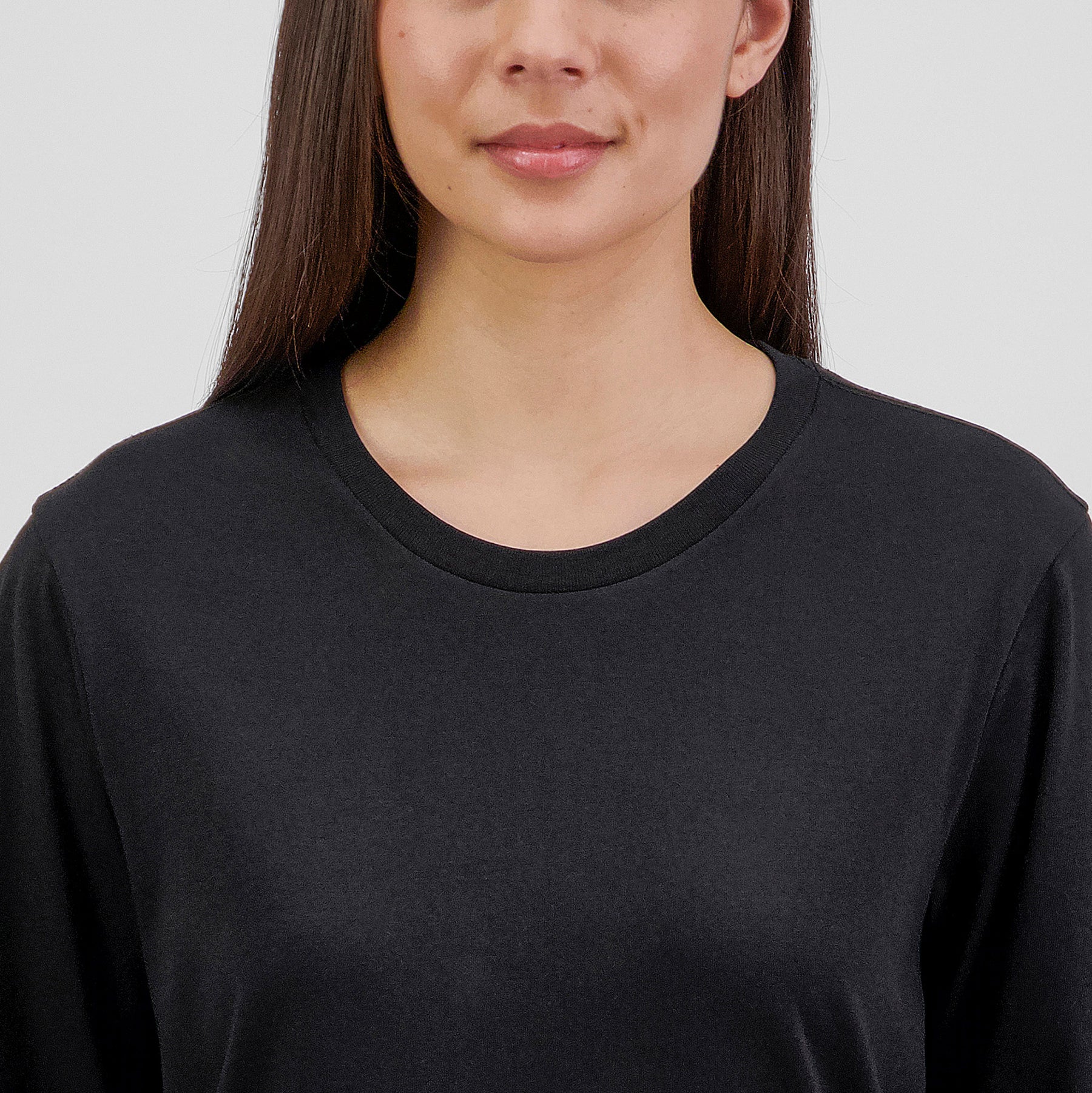 GOODMATES Basis Women's Long Sleeve Tee X1002W